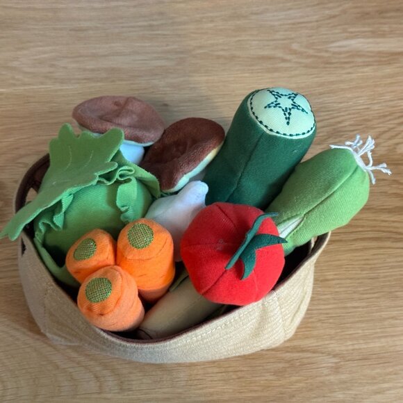 IKEA Duktig Plush Toy: Farmers Market Vegetable Basket 701.857.50 - Picture 3 of 15